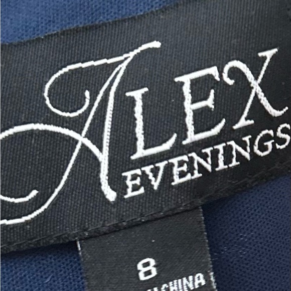 2️⃣ Piece Glam dress 👗👗 - Picture 16 of 16